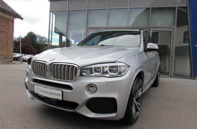BMW X5 PHEV xDrive40e Österreich-Paket Aut.  M-Paket, Panoramadach, Head-Up, Memory, Driving Assistant Plus bei Autohaus Mangelberger in 
